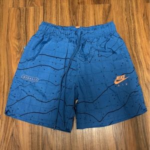 NIKE Air Land Woven Shorts Dark Marina Blue Coral Hiking Topography AOP
